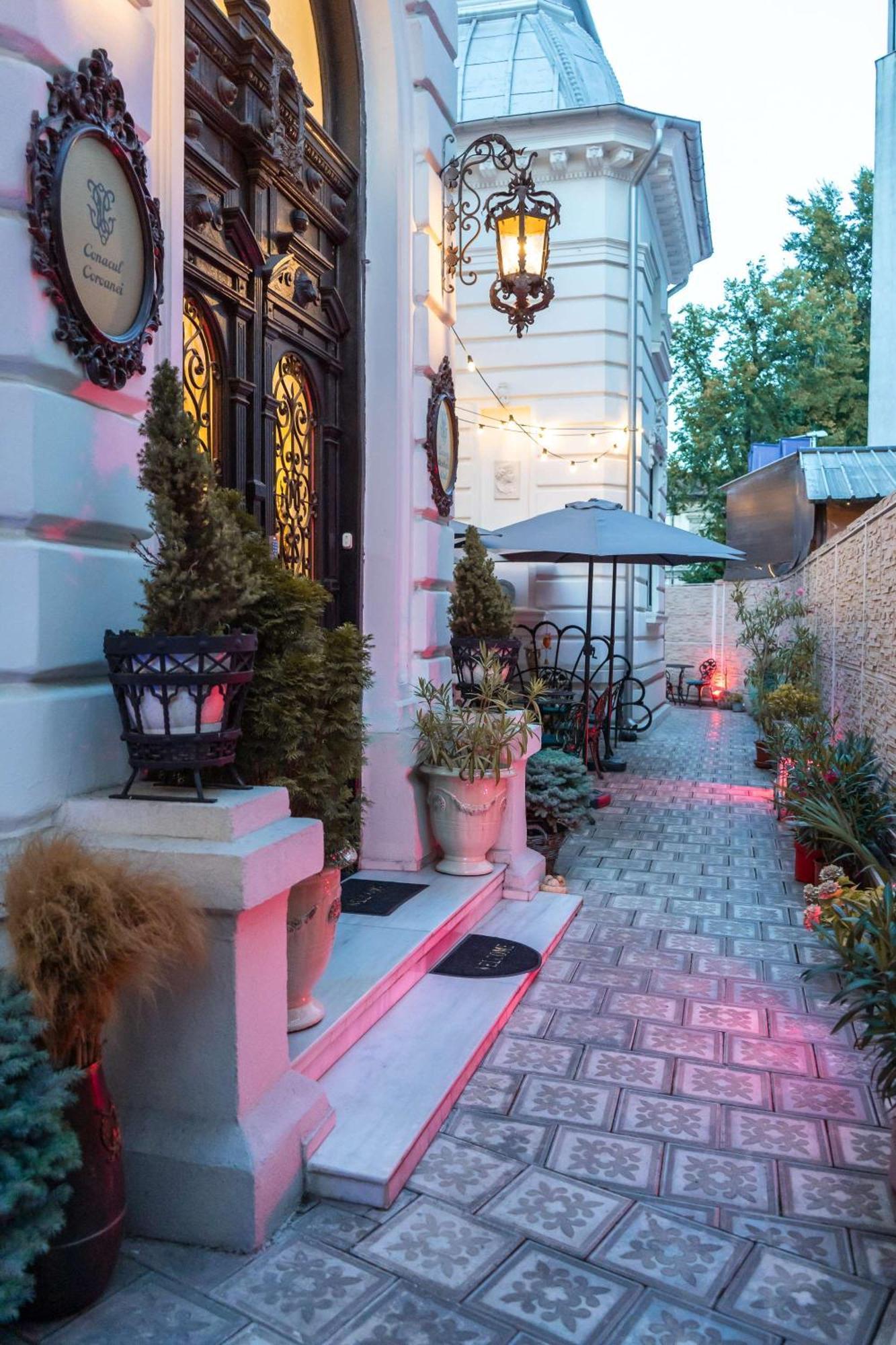 Conacul Coroanei Luxury Boutique Hotel Bucureşti Eksteriør bilde