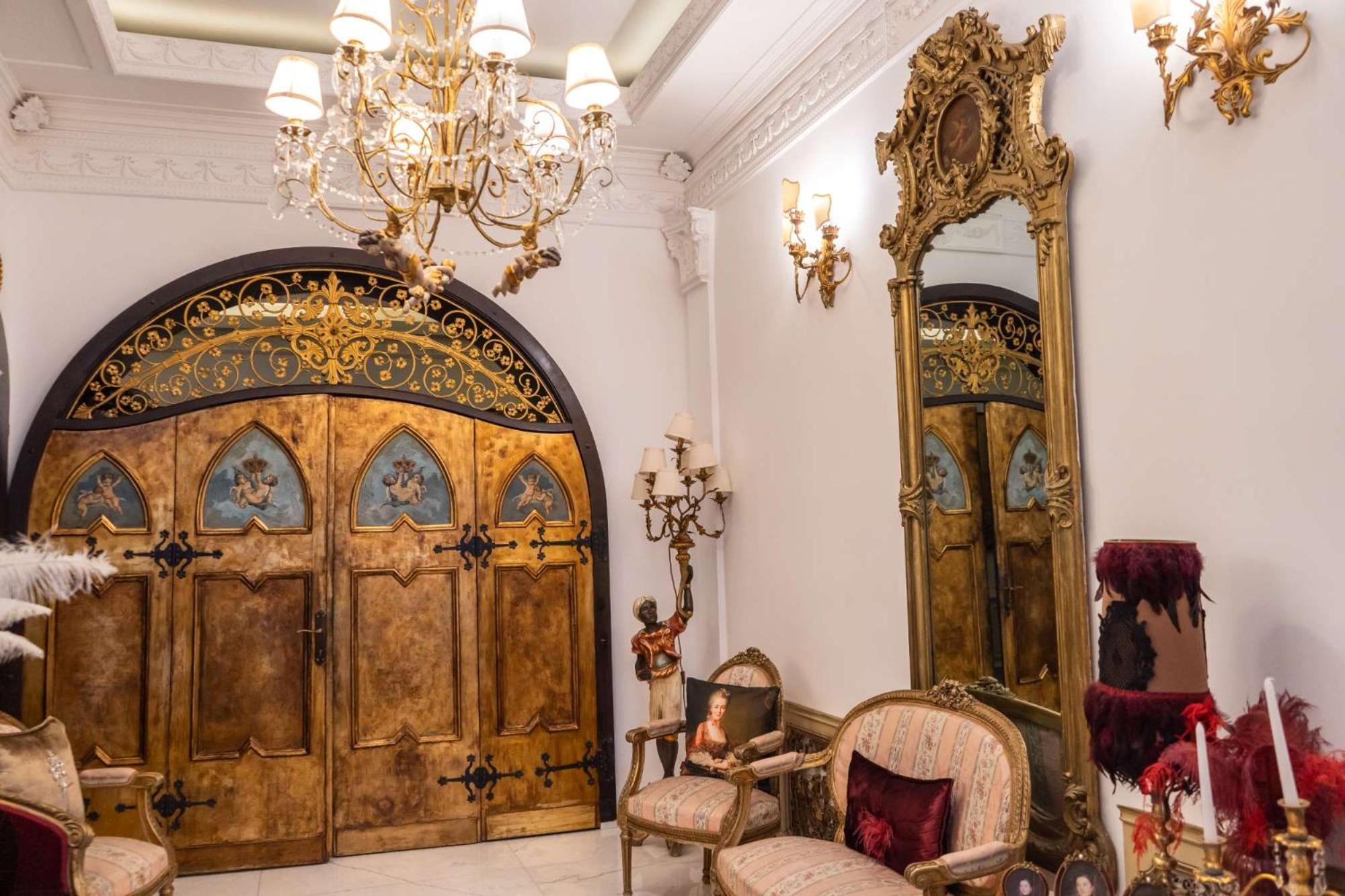 Conacul Coroanei Luxury Boutique Hotel Bucureşti Eksteriør bilde