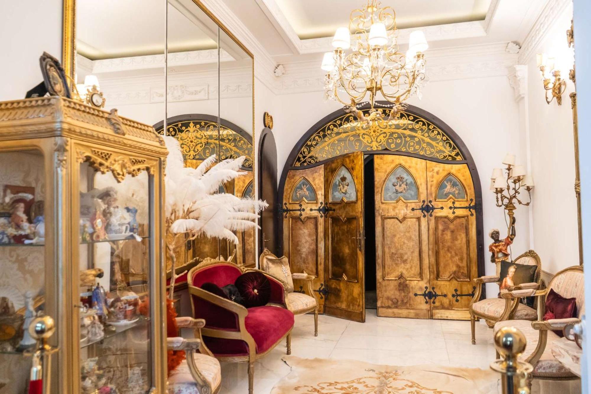Conacul Coroanei Luxury Boutique Hotel Bucureşti Eksteriør bilde