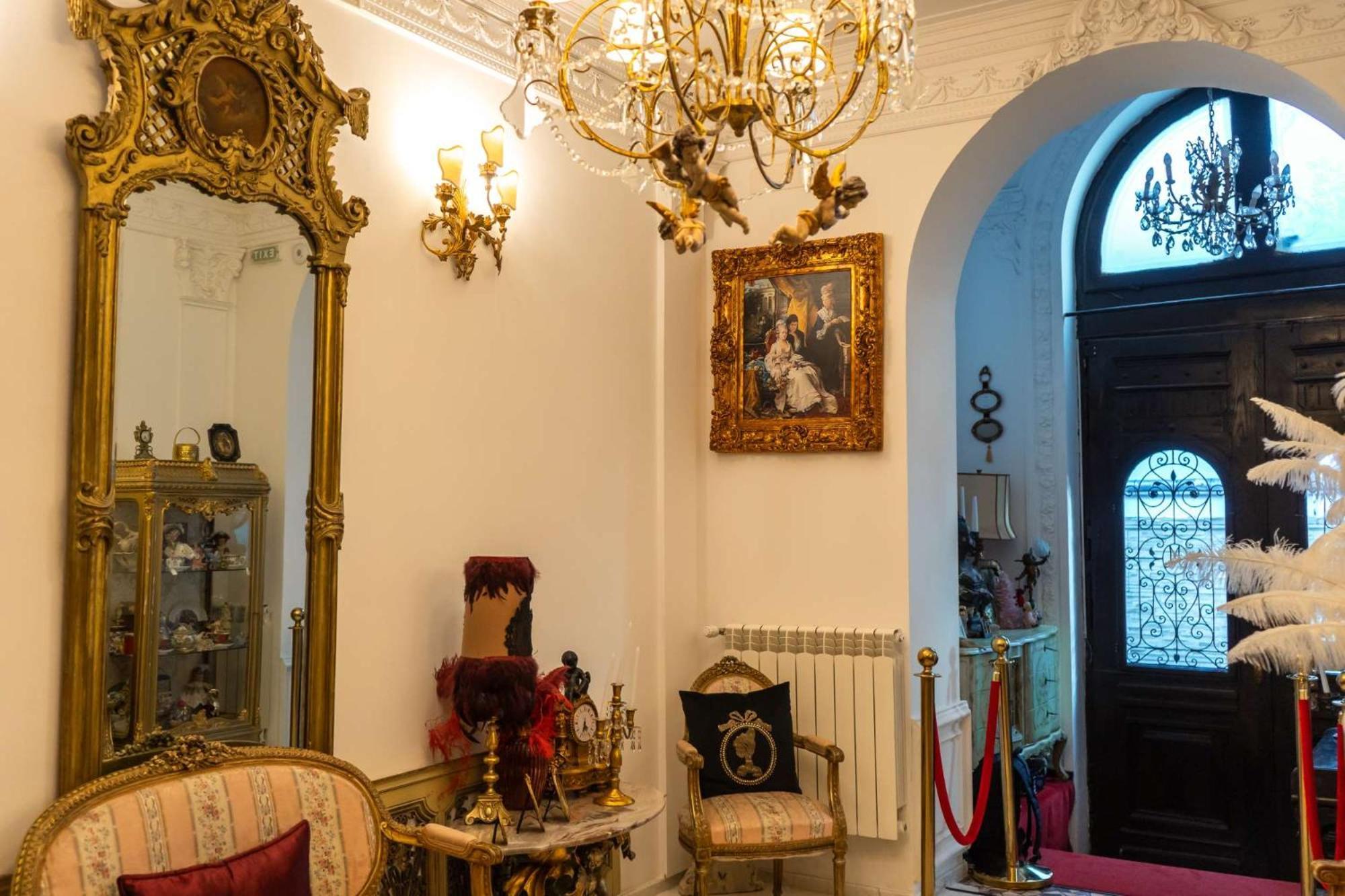 Conacul Coroanei Luxury Boutique Hotel Bucureşti Eksteriør bilde