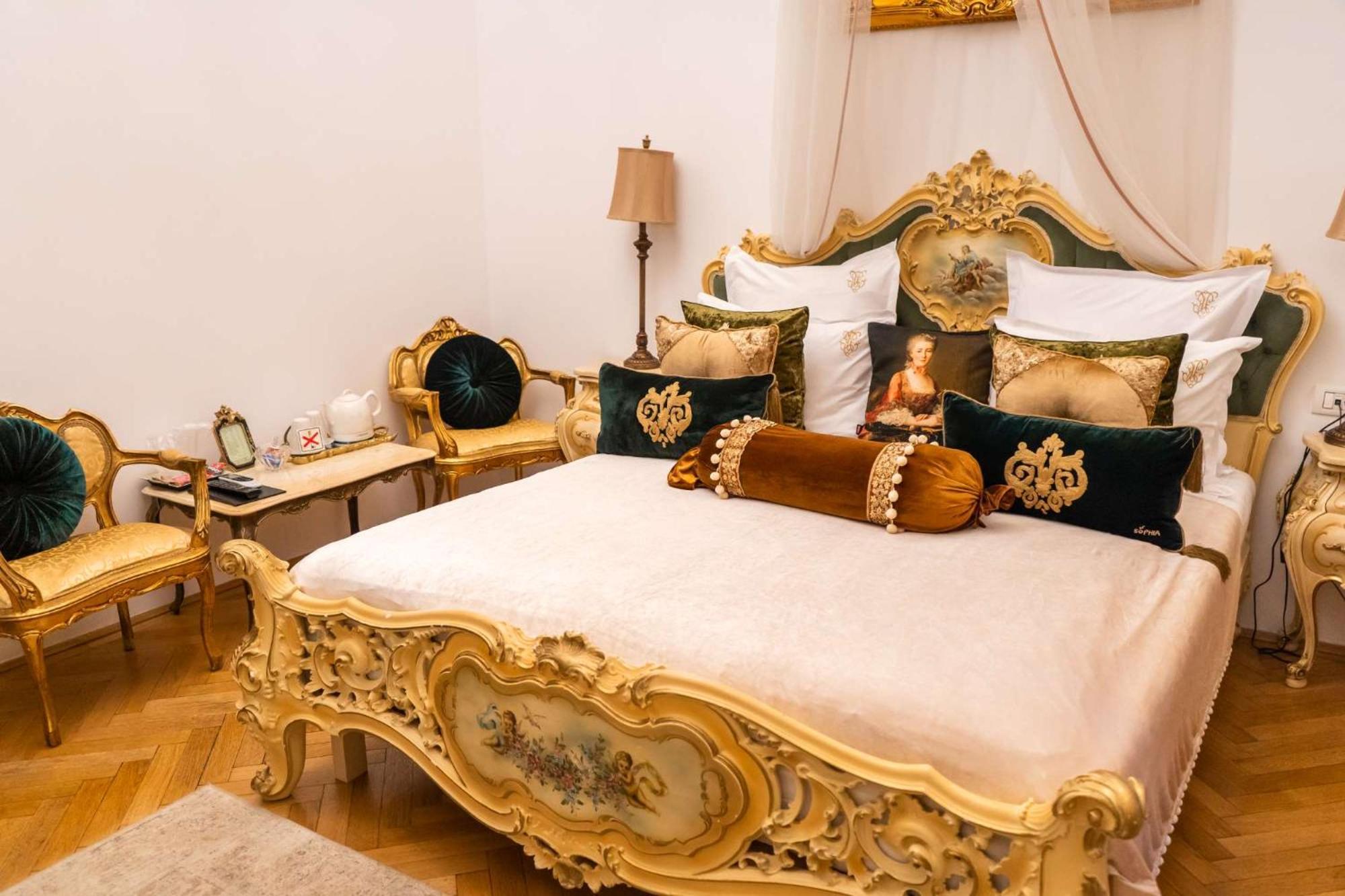 Conacul Coroanei Luxury Boutique Hotel Bucureşti Eksteriør bilde